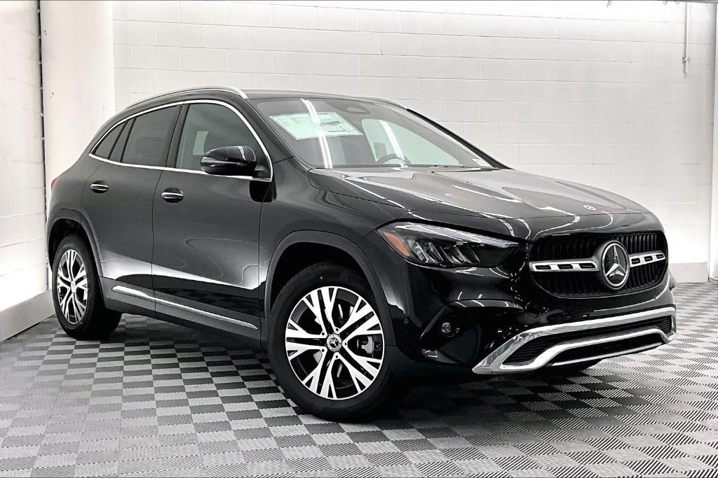 new 2025 Mercedes-Benz GLA 250 car, priced at $46,195