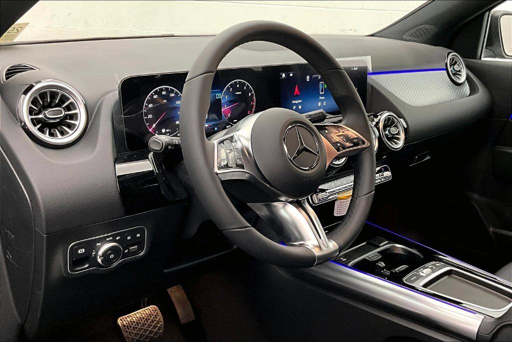 new 2025 Mercedes-Benz GLA 250 car, priced at $46,195