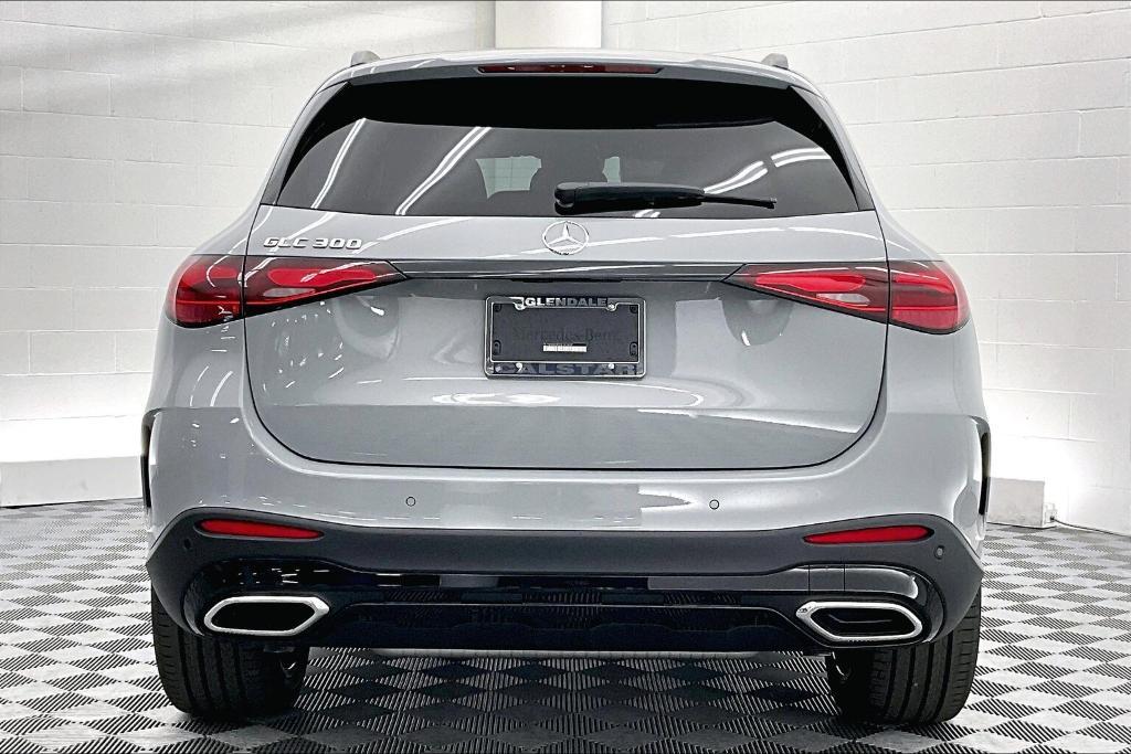 new 2025 Mercedes-Benz GLC 300 car, priced at $57,185