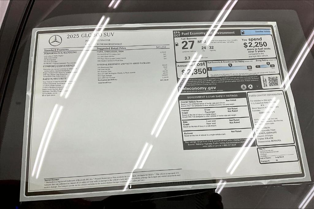 new 2025 Mercedes-Benz GLC 300 car, priced at $57,185