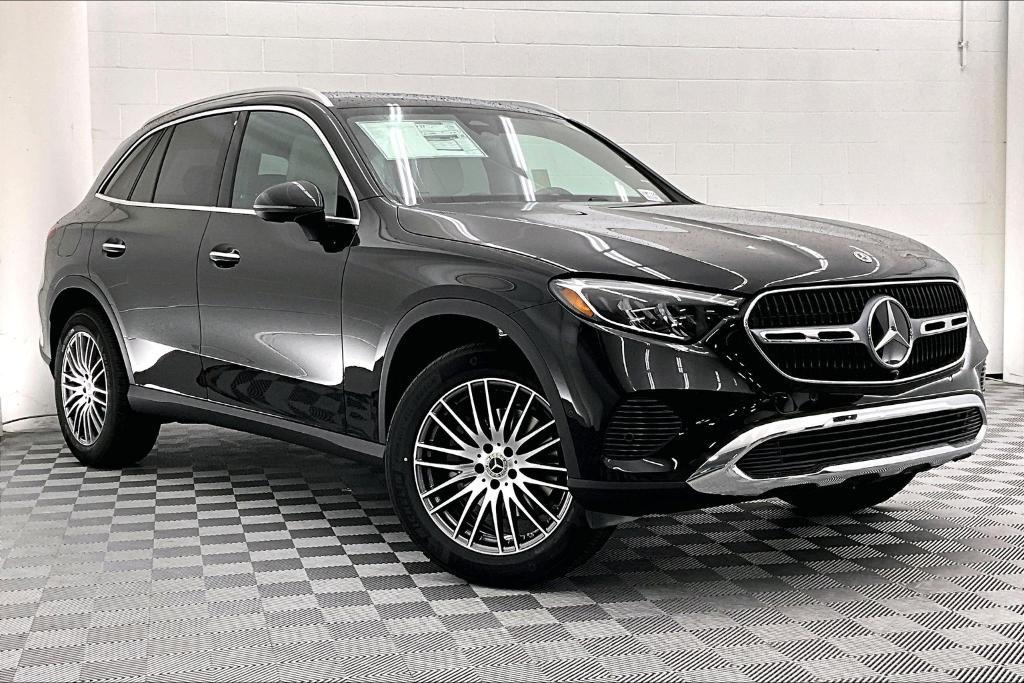new 2025 Mercedes-Benz GLC 300 car, priced at $51,105