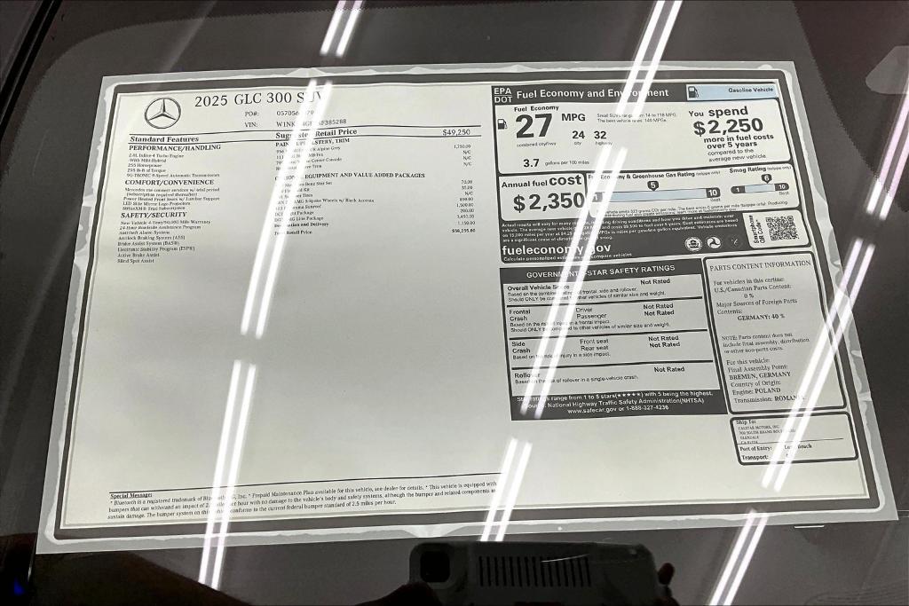 new 2025 Mercedes-Benz GLC 300 car, priced at $58,255