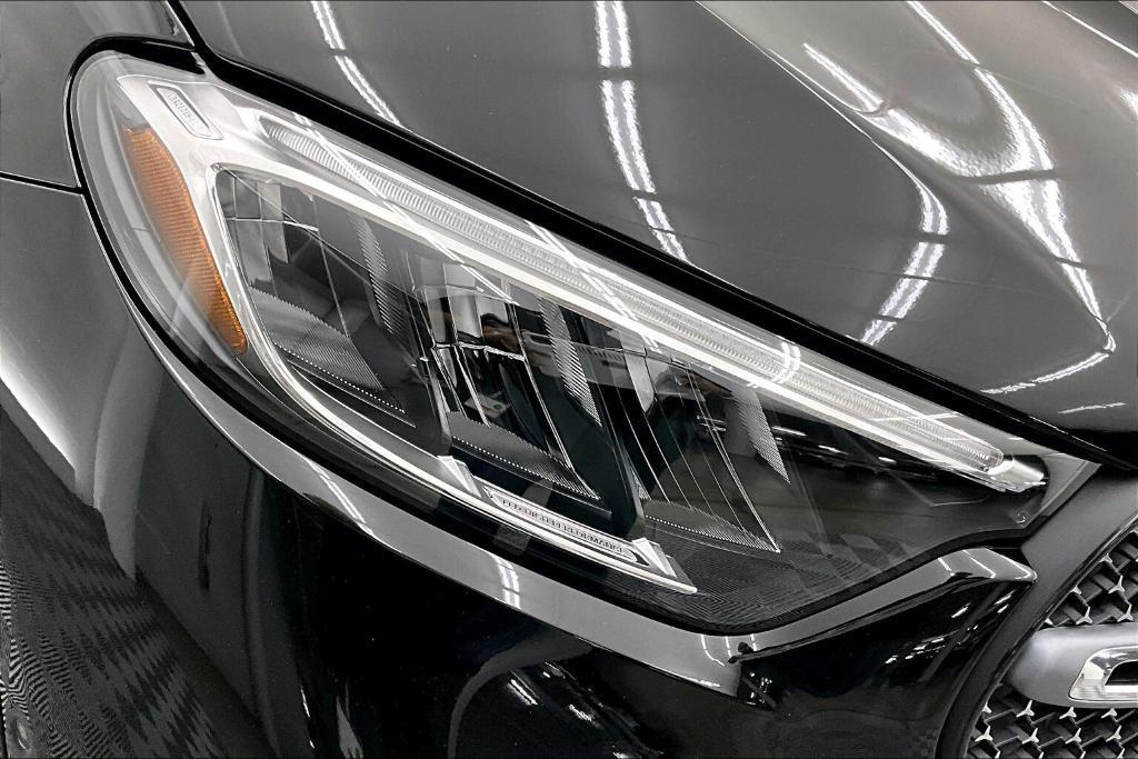 new 2025 Mercedes-Benz GLC 300 car, priced at $64,555