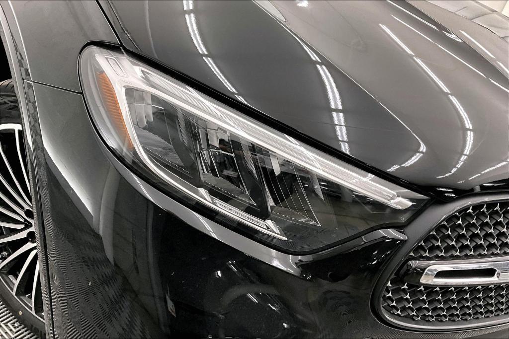 new 2025 Mercedes-Benz GLC 350e car, priced at $66,085