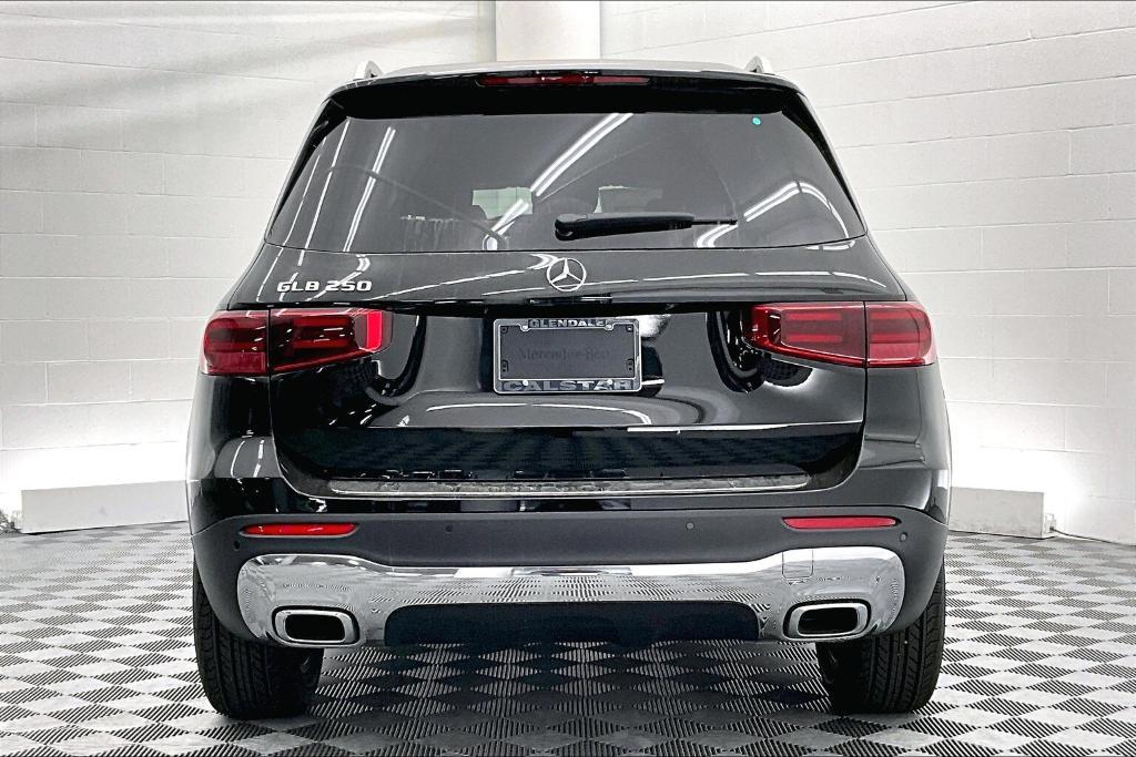 new 2025 Mercedes-Benz GLB 250 car, priced at $47,145