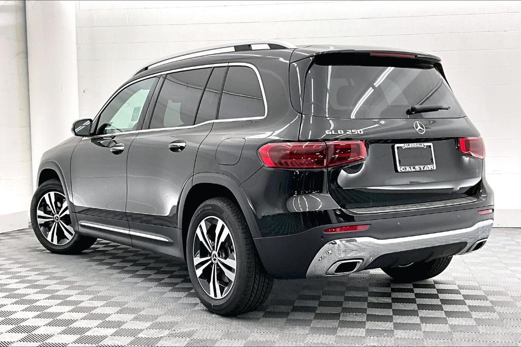 new 2025 Mercedes-Benz GLB 250 car, priced at $47,145