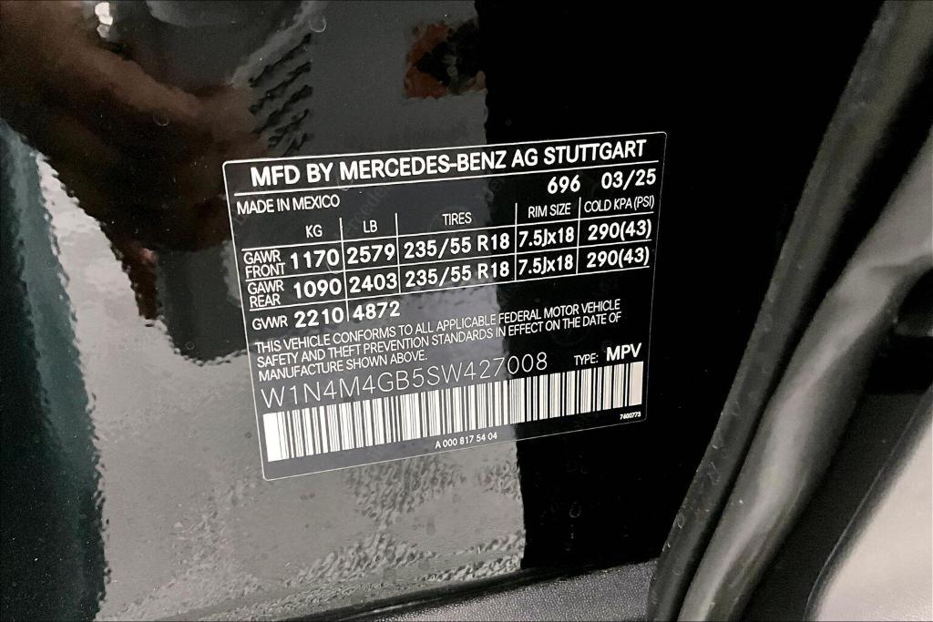 new 2025 Mercedes-Benz GLB 250 car, priced at $47,145