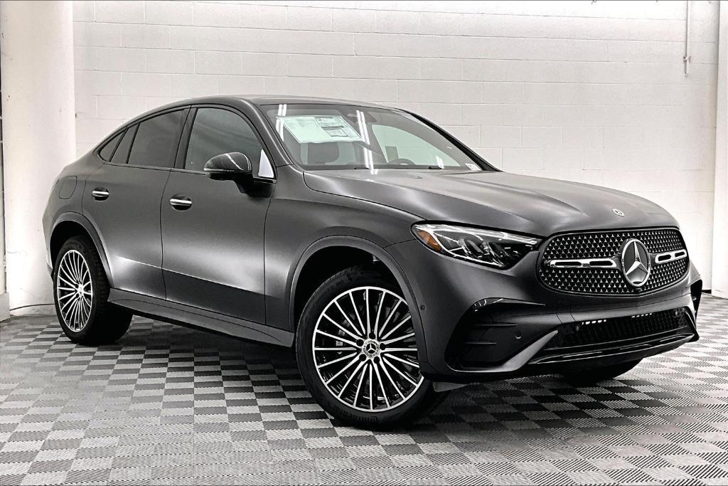new 2025 Mercedes-Benz GLC 300 car, priced at $69,325