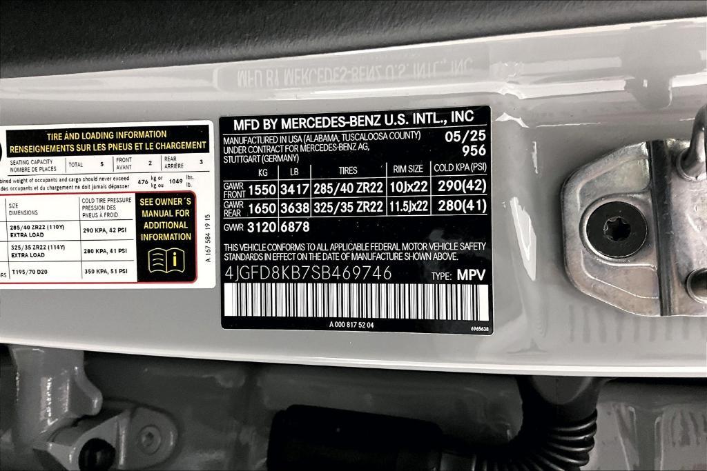 new 2025 Mercedes-Benz AMG GLE 63 car, priced at $139,195