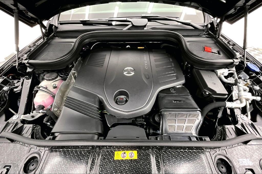 new 2026 Mercedes-Benz GLE 450 car, priced at $84,940