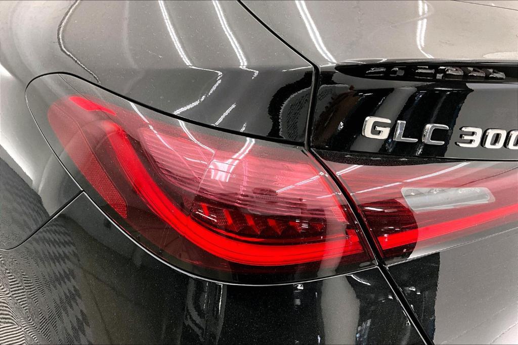 new 2025 Mercedes-Benz GLC 300 car, priced at $66,970