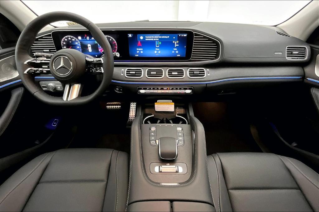 new 2025 Mercedes-Benz GLS 450 car, priced at $100,565