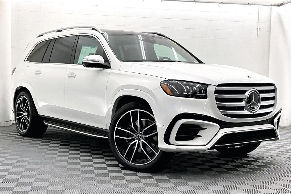 new 2025 Mercedes-Benz GLS 450 car, priced at $102,275