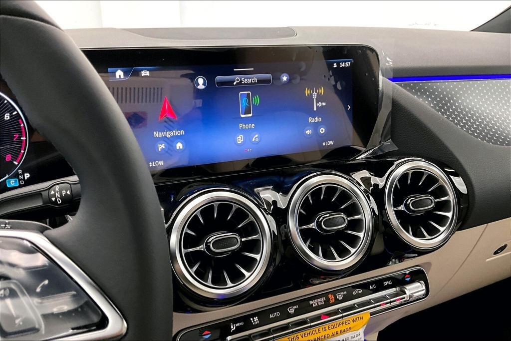 new 2025 Mercedes-Benz GLA 250 car, priced at $45,845