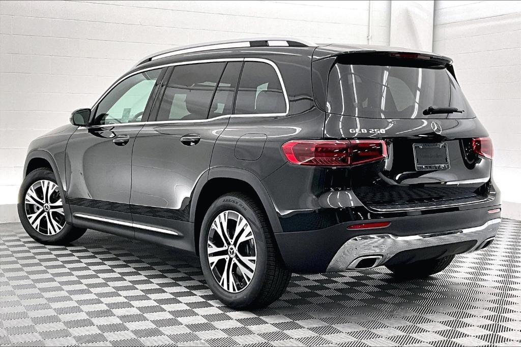 new 2026 Mercedes-Benz GLB 250 car, priced at $47,595