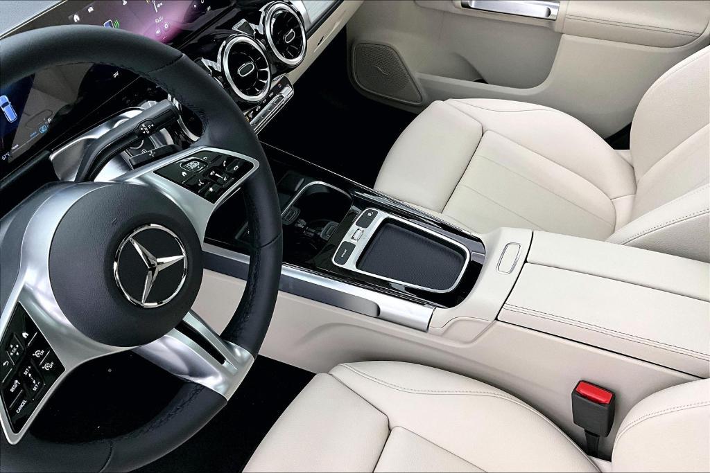 new 2026 Mercedes-Benz GLB 250 car, priced at $47,595
