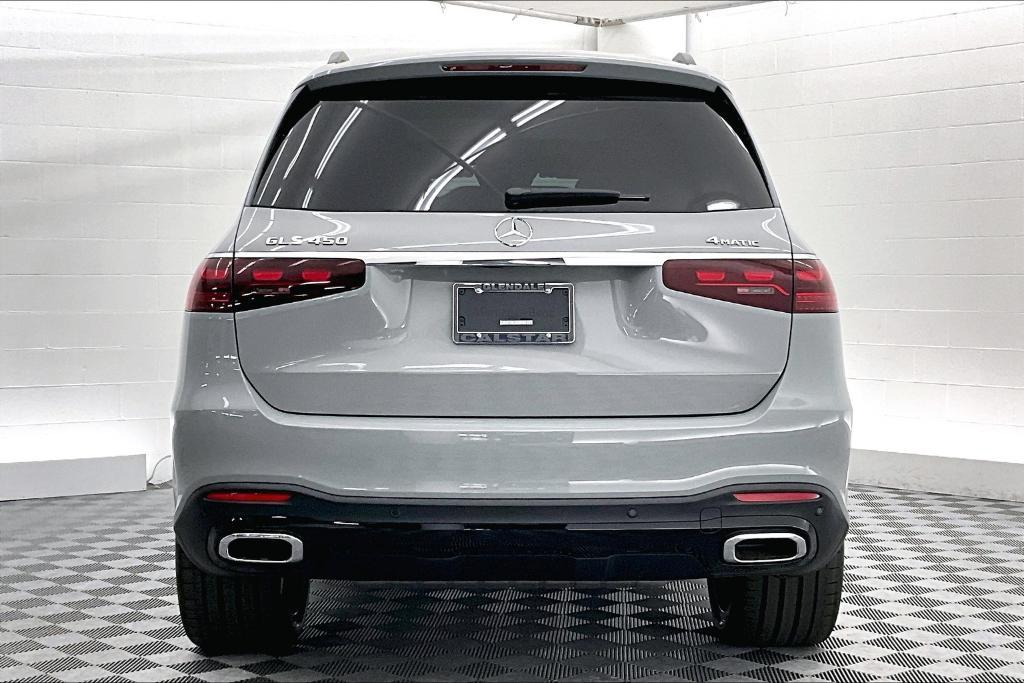 new 2025 Mercedes-Benz GLS 450 car, priced at $100,815