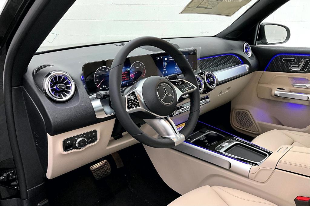 new 2025 Mercedes-Benz GLB 250 car, priced at $48,450