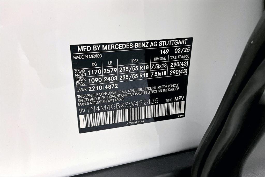 new 2025 Mercedes-Benz GLB 250 car, priced at $47,145