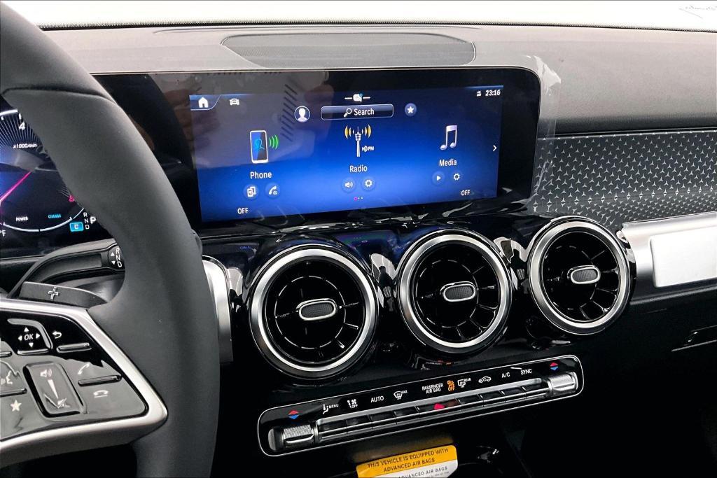 new 2026 Mercedes-Benz GLB 250 car, priced at $48,035