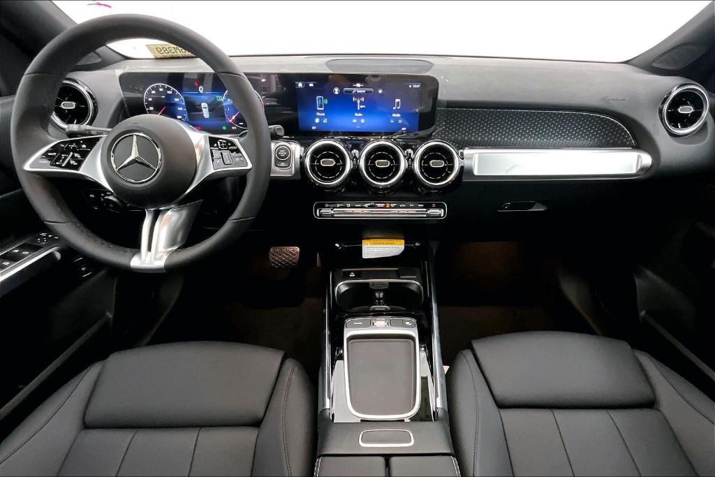 new 2026 Mercedes-Benz GLB 250 car, priced at $48,035