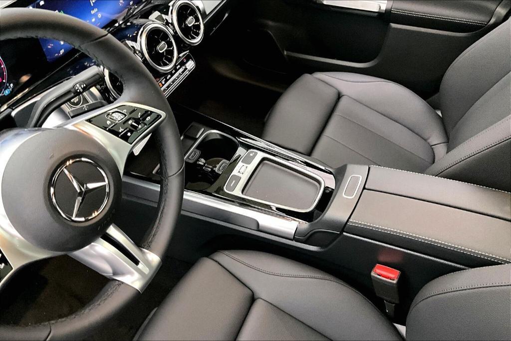 new 2026 Mercedes-Benz GLB 250 car, priced at $48,035