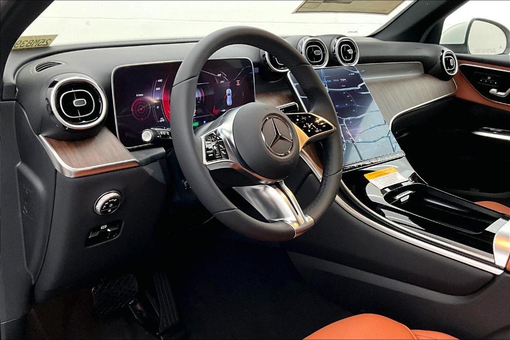 new 2025 Mercedes-Benz GLC 350e car, priced at $61,700