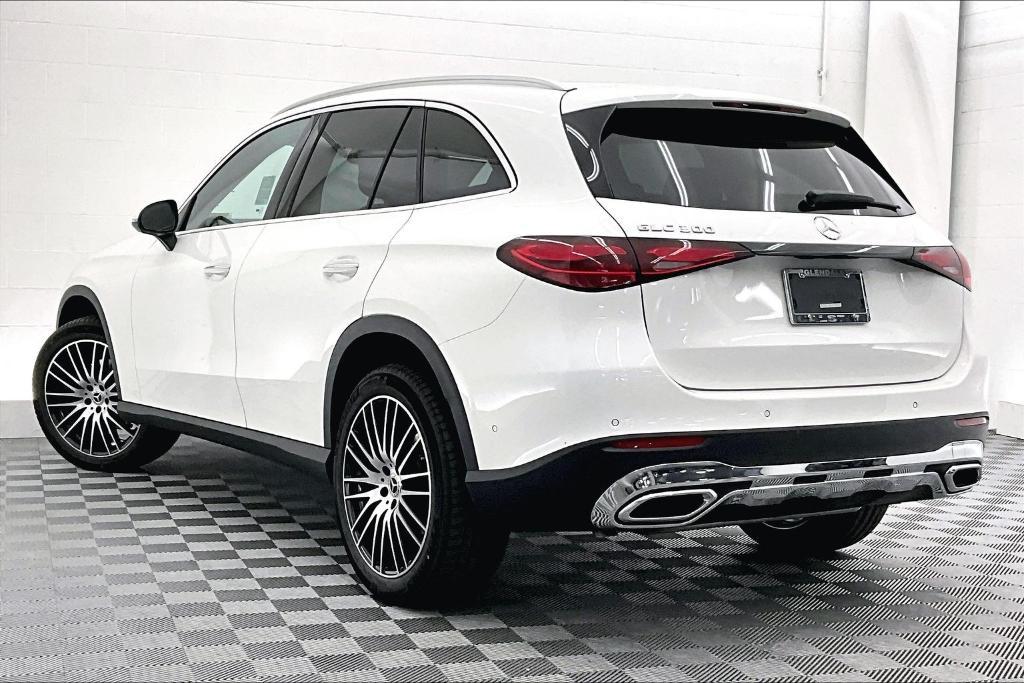 new 2026 Mercedes-Benz GLC 300 car, priced at $53,465