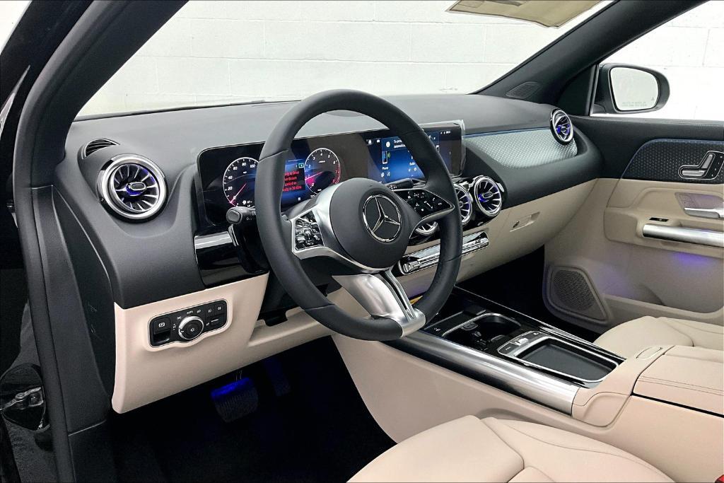 new 2025 Mercedes-Benz GLA 250 car, priced at $45,650