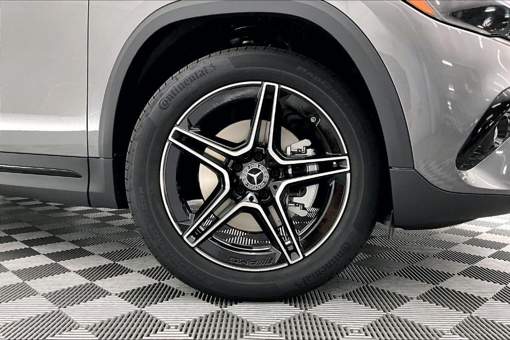 new 2026 Mercedes-Benz GLA 250 car, priced at $45,235