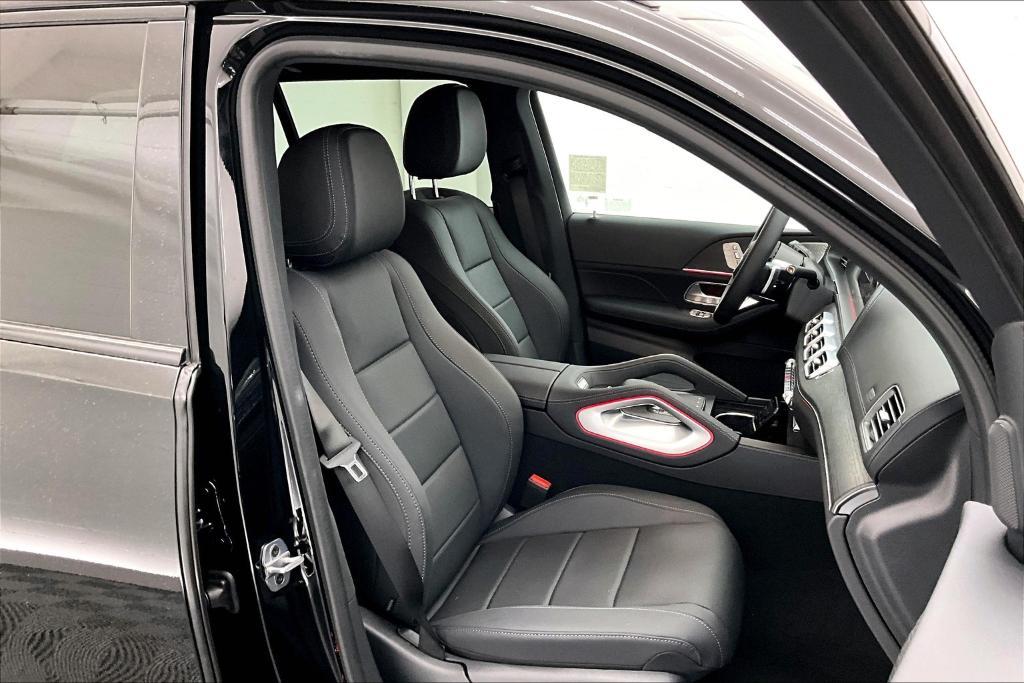 new 2026 Mercedes-Benz GLS 450 car, priced at $99,980
