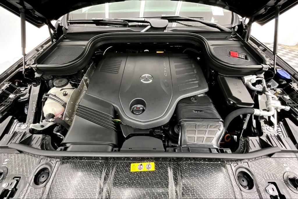 new 2026 Mercedes-Benz GLS 450 car, priced at $99,980