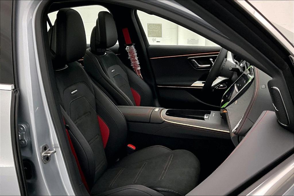 new 2025 Mercedes-Benz AMG E 53 car, priced at $93,820