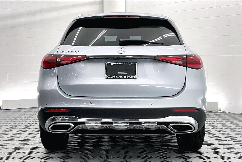 new 2025 Mercedes-Benz GLC 300 car, priced at $51,345