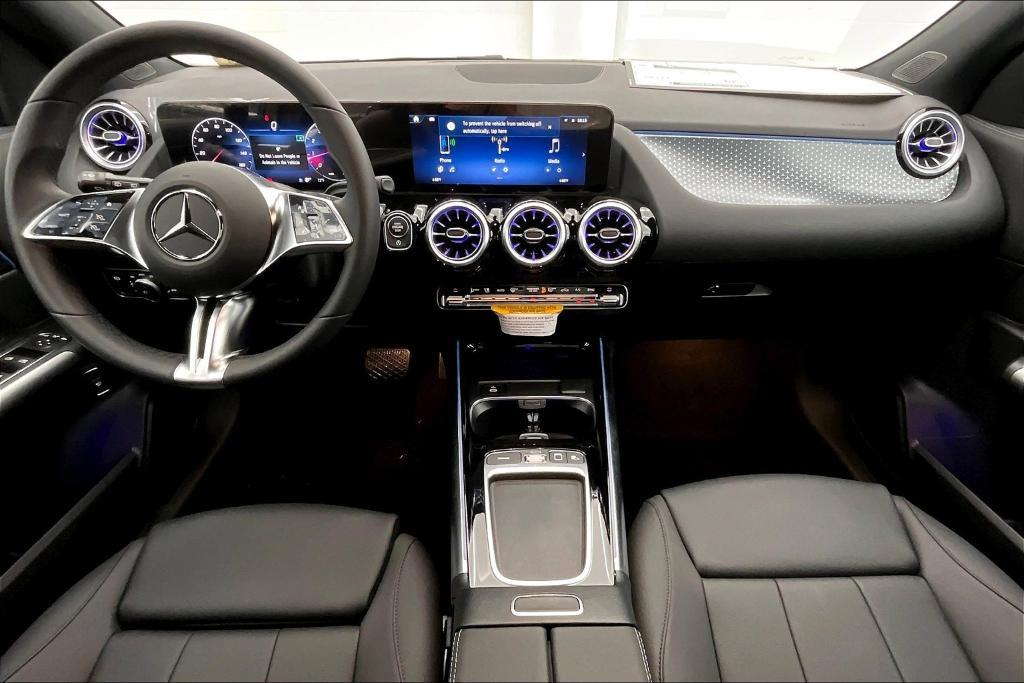 new 2025 Mercedes-Benz GLA 250 car, priced at $44,345