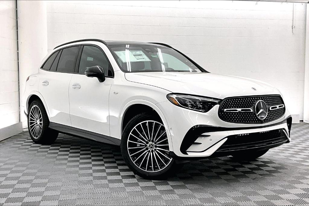 new 2025 Mercedes-Benz GLC 350e car, priced at $67,155