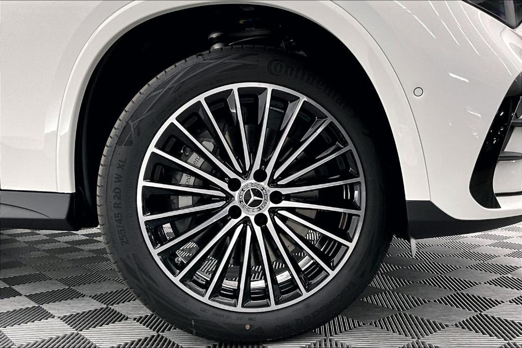 new 2025 Mercedes-Benz GLC 350e car, priced at $67,155
