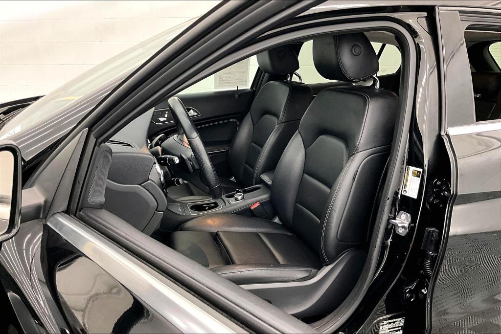 used 2019 Mercedes-Benz GLA 250 car, priced at $19,588