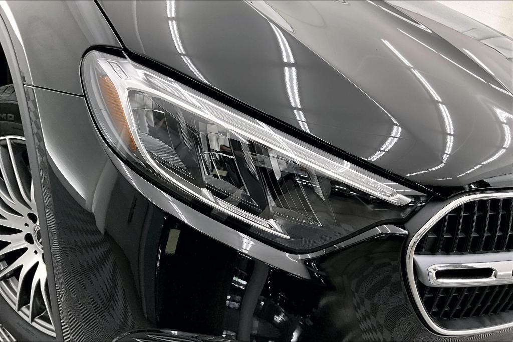 new 2025 Mercedes-Benz GLC 300 car, priced at $53,280