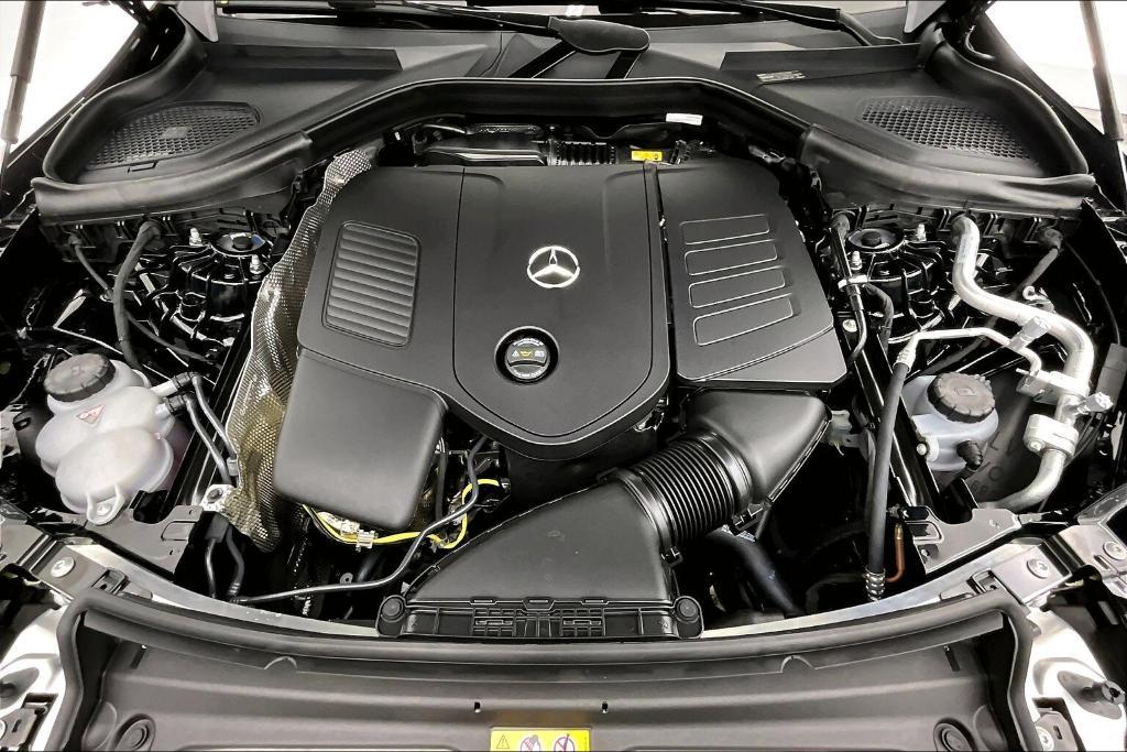 new 2025 Mercedes-Benz GLC 300 car, priced at $53,280