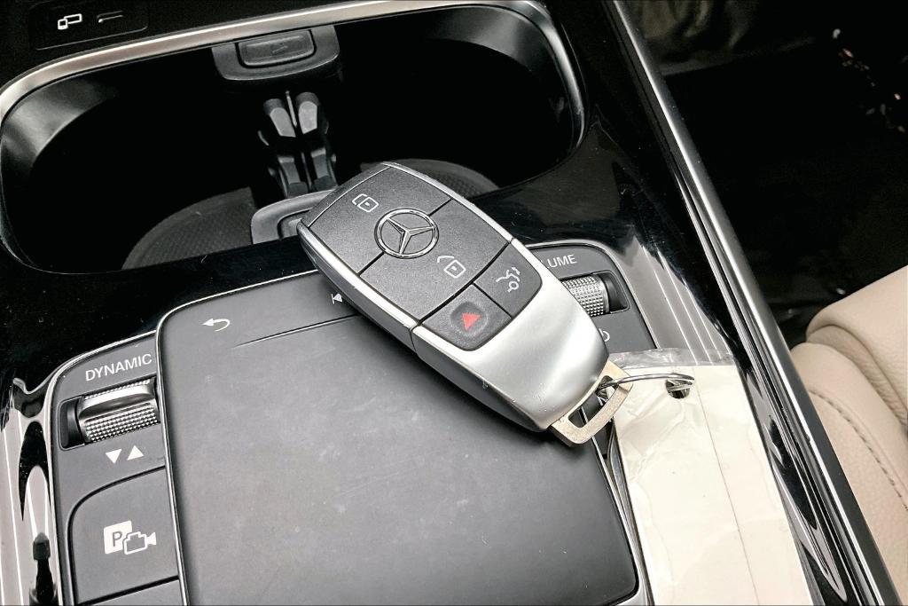 used 2021 Mercedes-Benz GLB 250 car, priced at $27,981