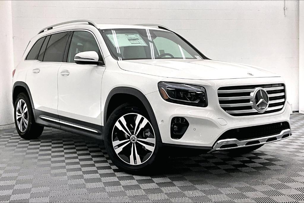 new 2025 Mercedes-Benz GLB 250 car, priced at $47,145