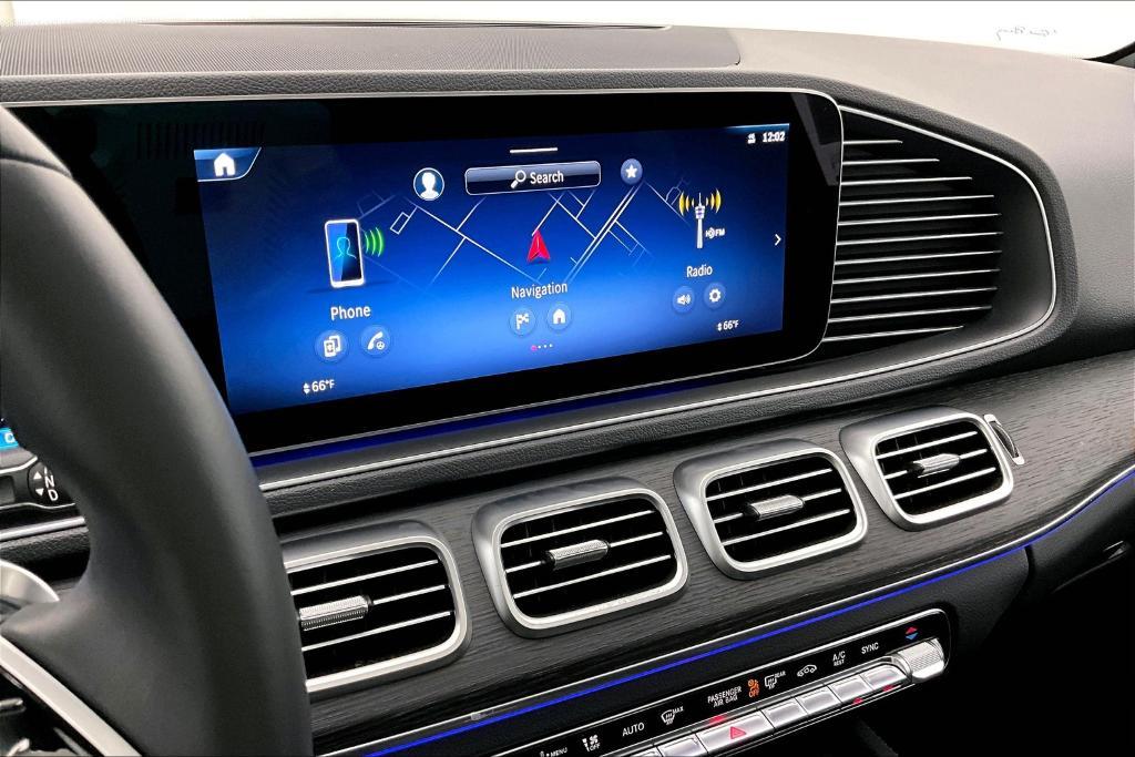 used 2025 Mercedes-Benz GLE 450 car, priced at $69,998