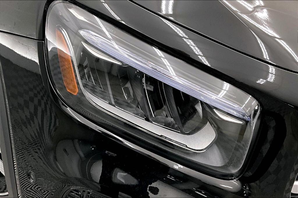 new 2025 Mercedes-Benz GLB 250 car, priced at $47,420