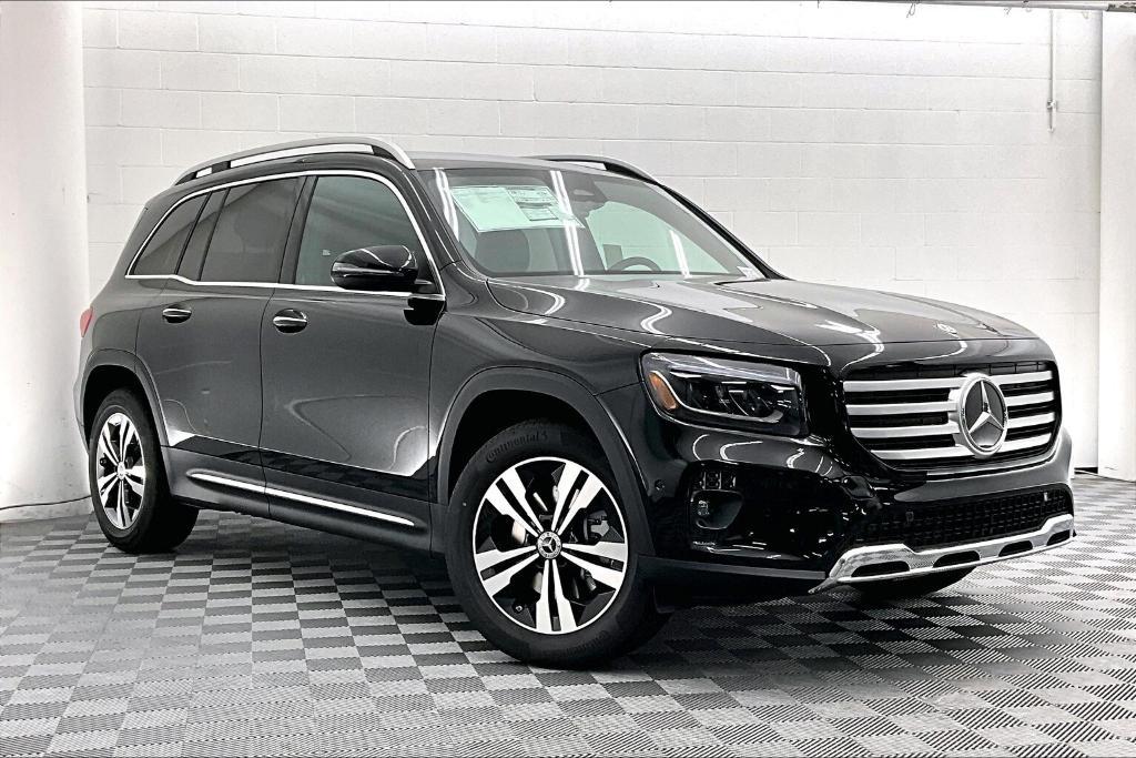 new 2025 Mercedes-Benz GLB 250 car, priced at $47,420