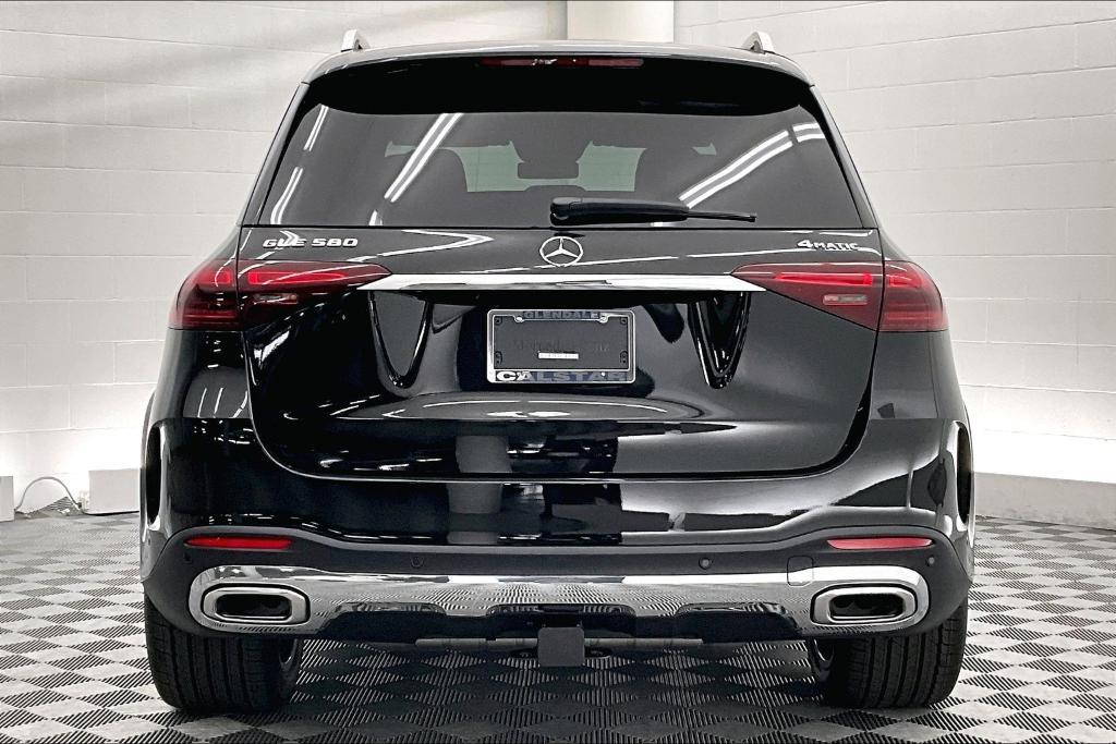 new 2025 Mercedes-Benz GLE 580 car, priced at $90,199