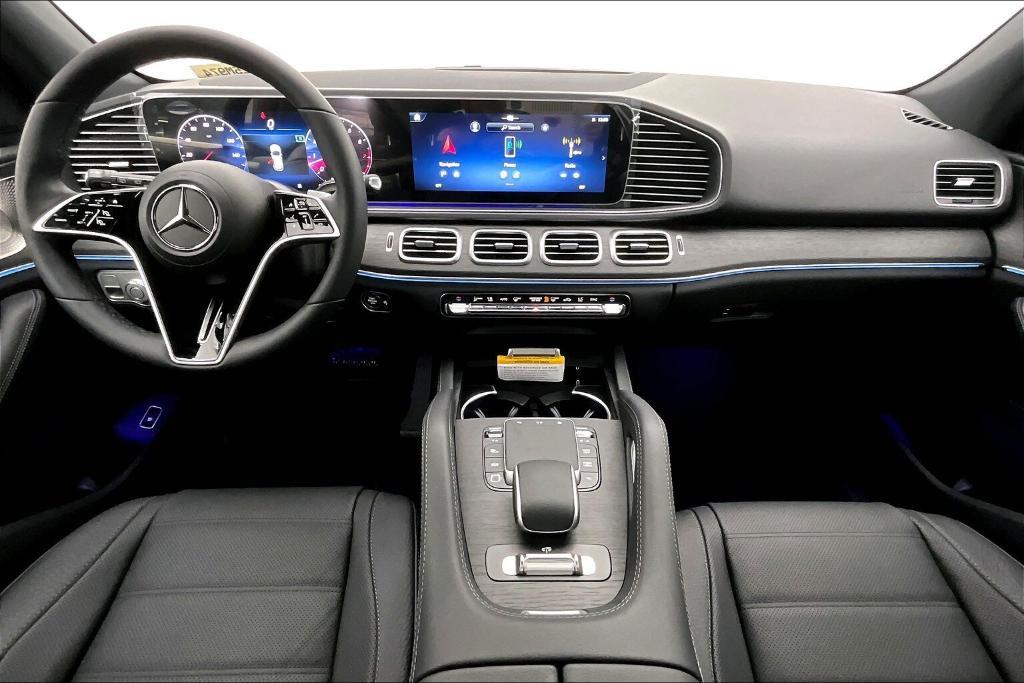 new 2025 Mercedes-Benz GLE 580 car, priced at $90,199