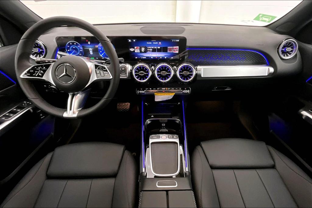 new 2025 Mercedes-Benz EQB 250 car, priced at $54,985