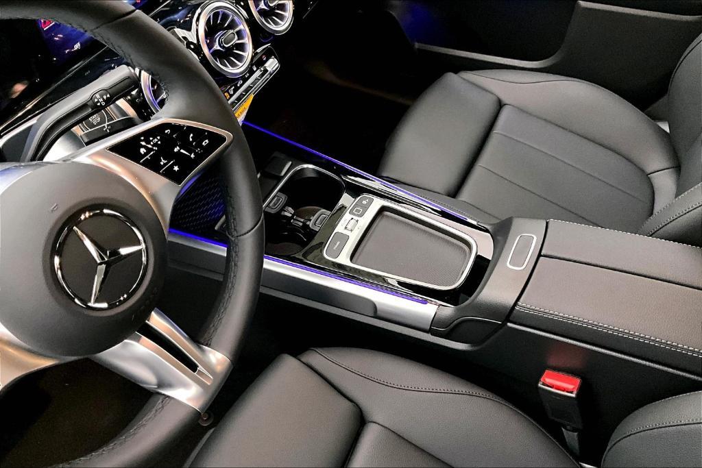 new 2025 Mercedes-Benz EQB 250 car, priced at $54,985