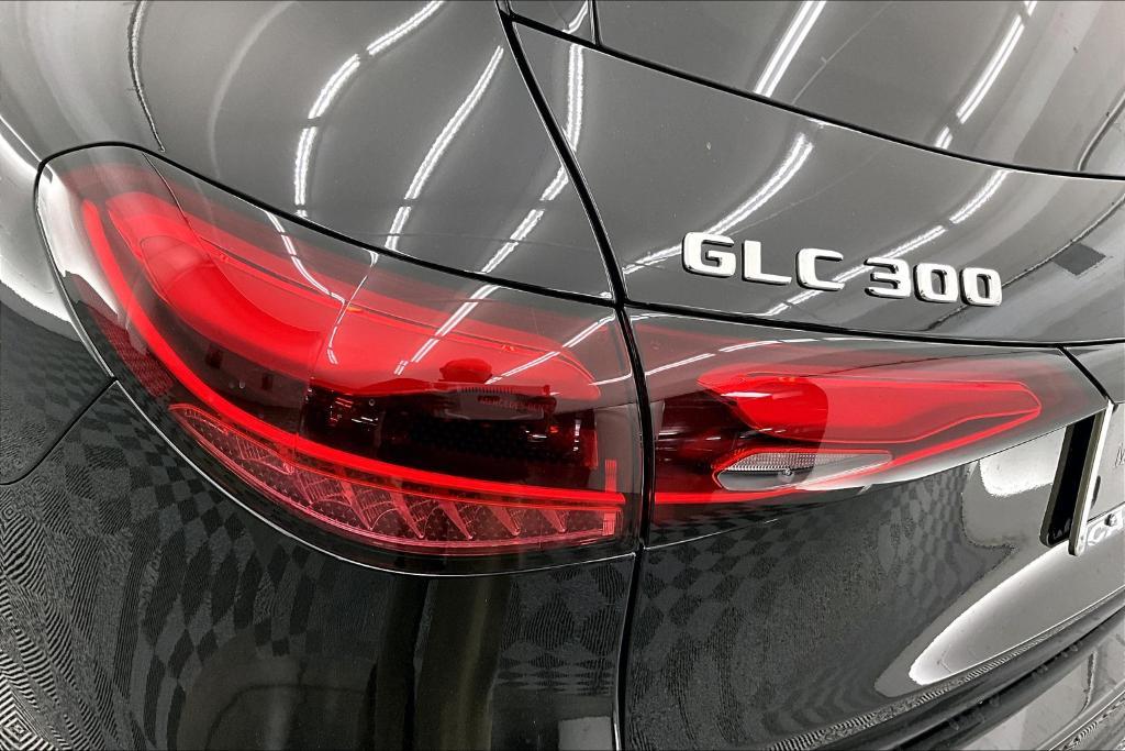 new 2025 Mercedes-Benz GLC 300 car, priced at $51,105
